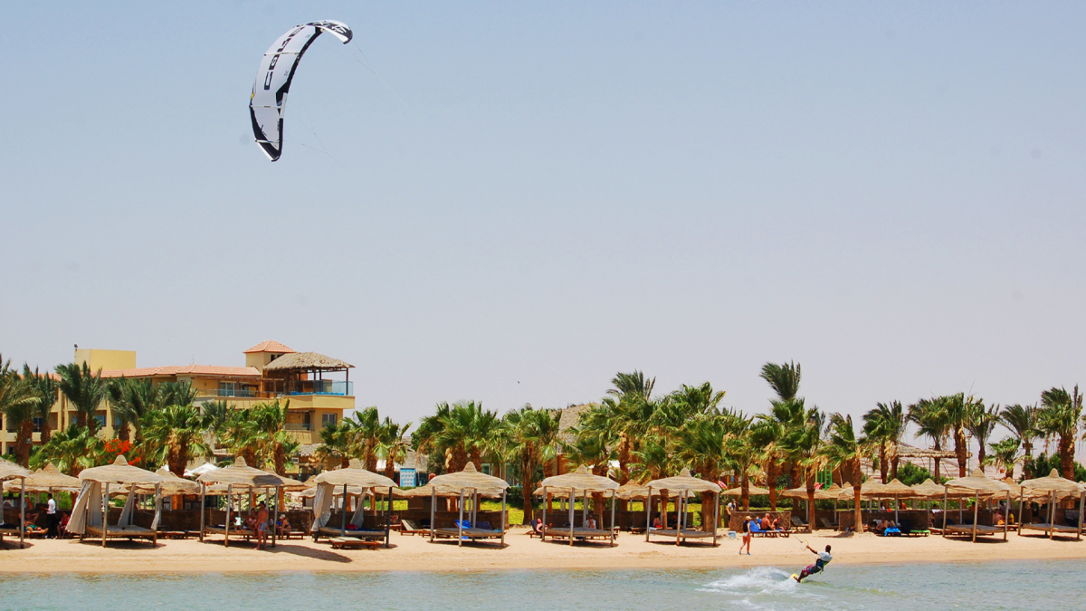 Travel holiday guide for kitesurfing IKO