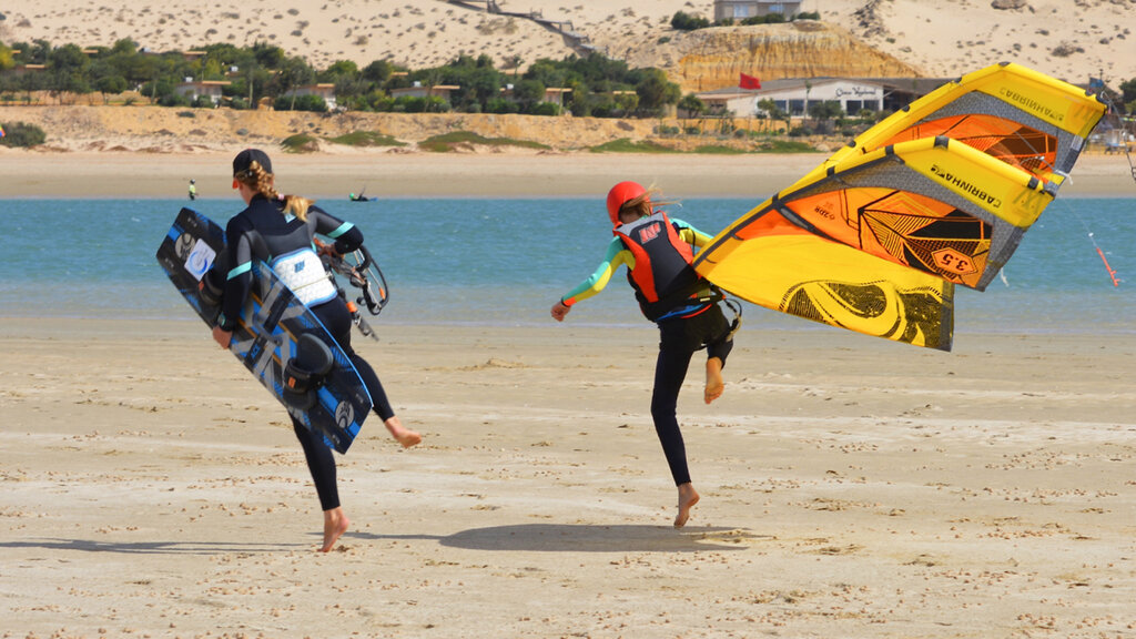 Learning kitesurfing with an IKO instructor during your holiday